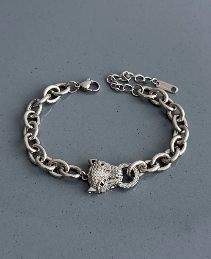 çelik silver ortası kaplan taşlı bileklik