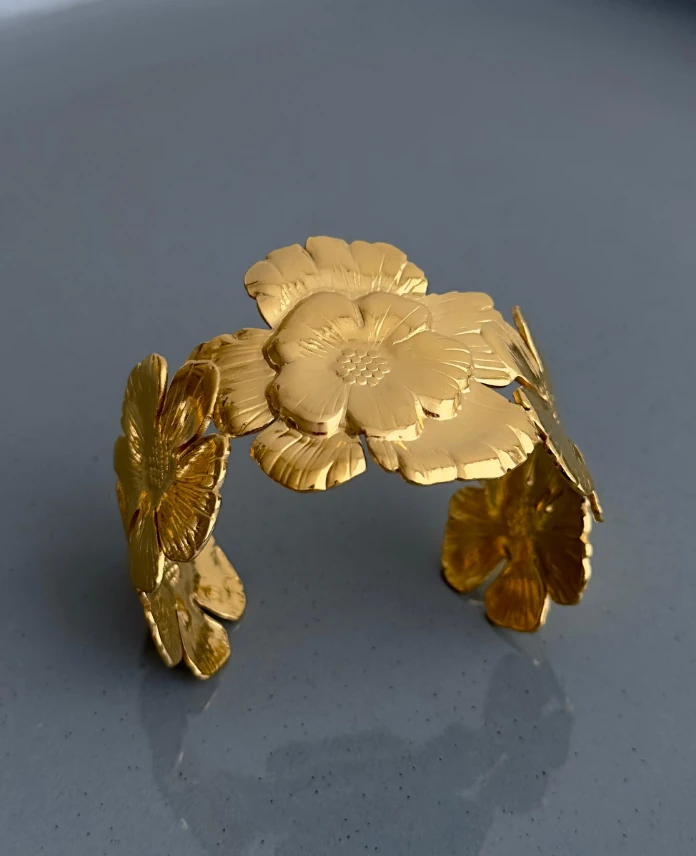 çelik gold açık kalın çiçek kelepçe