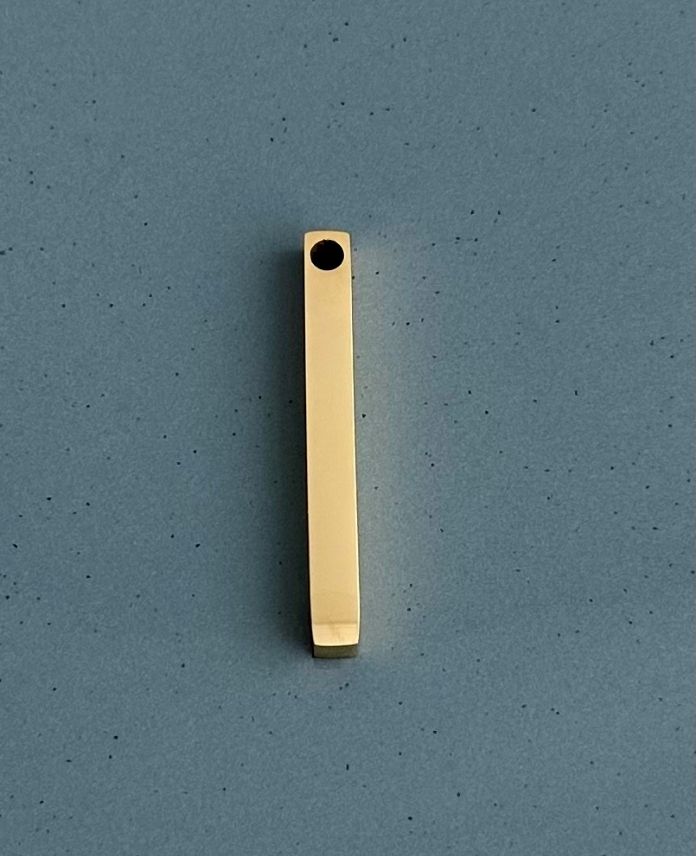 çelik  gold dikdörtgen 4cm kolye ucu