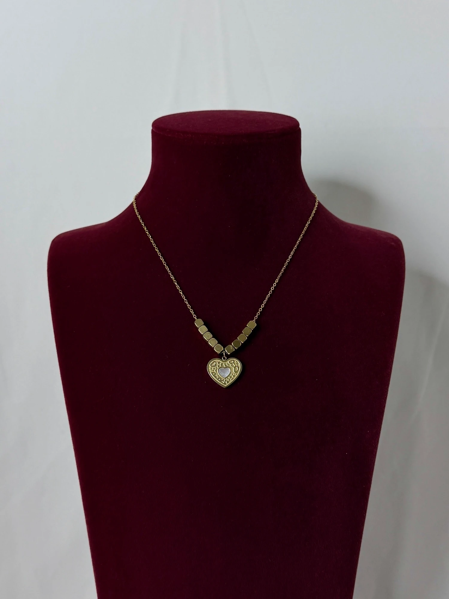 çelik gold kalp dorika kolye