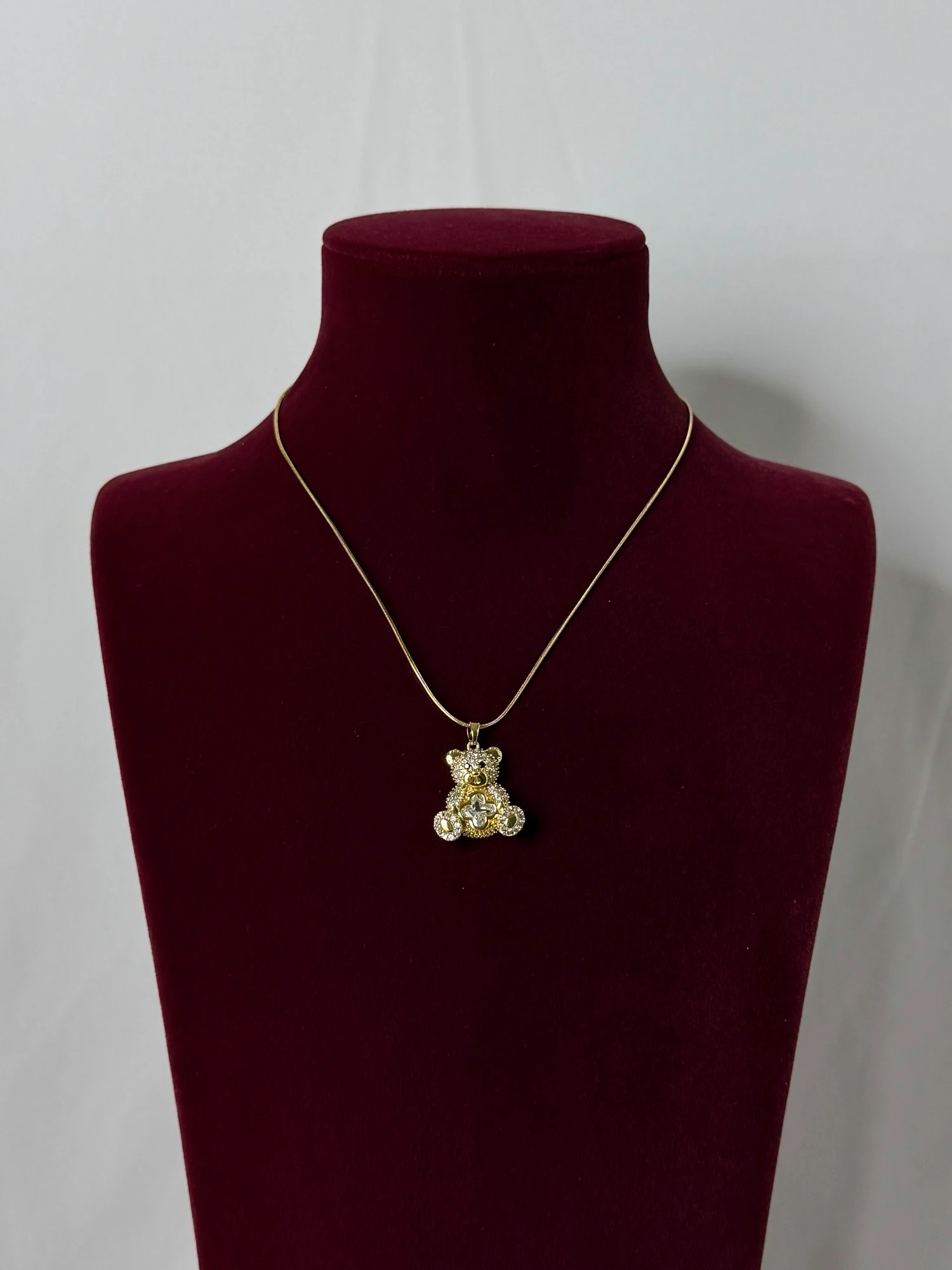 çelik gold ayıcık kolye