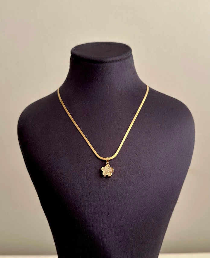 çelik gold çiçek italyan 45cm kolye
