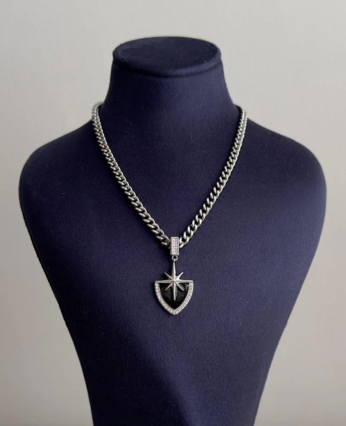 çelik silver zincir yıldız siyah 45cm kolye