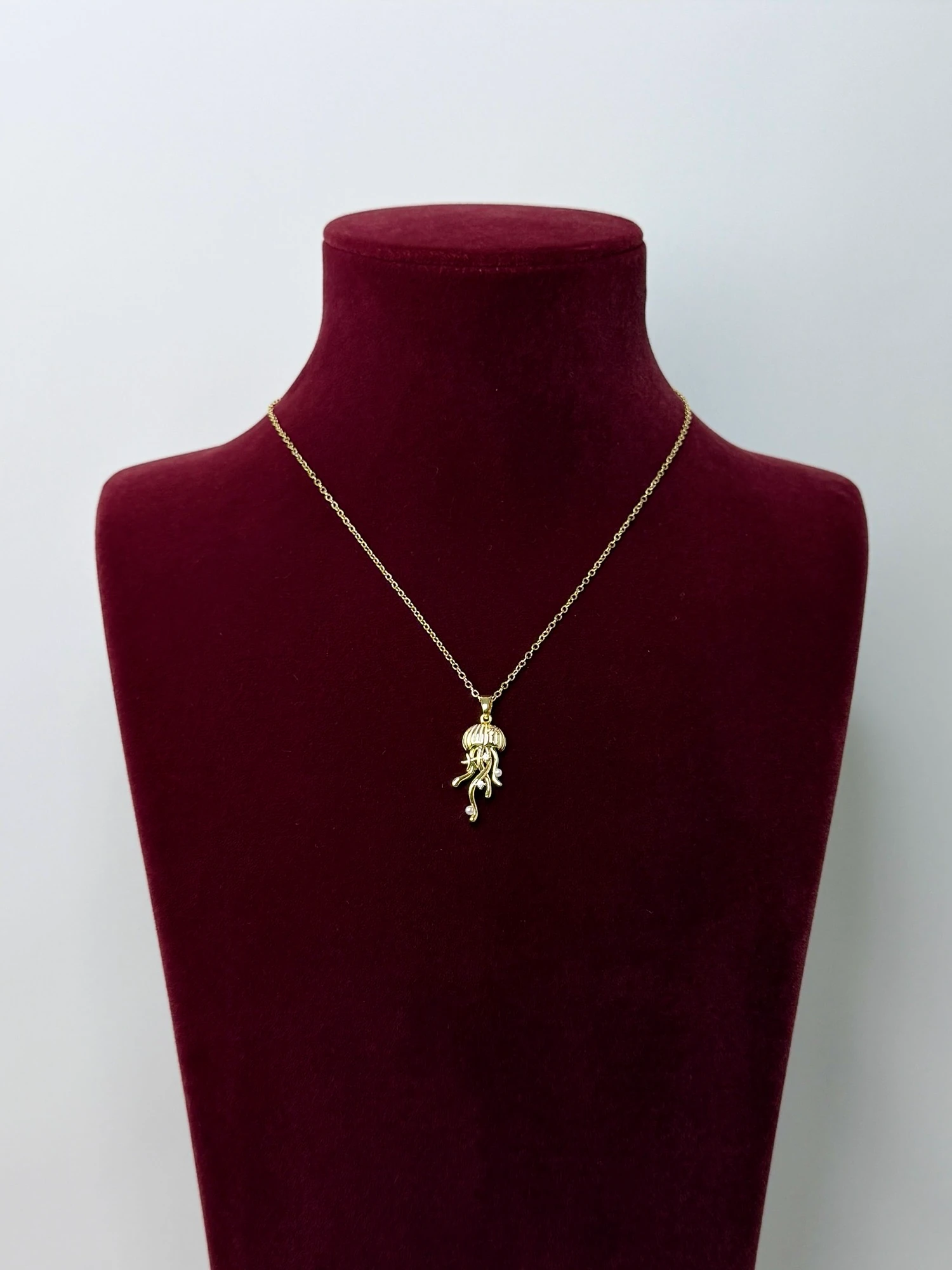 çelik gold beyaz deniz anası kolye