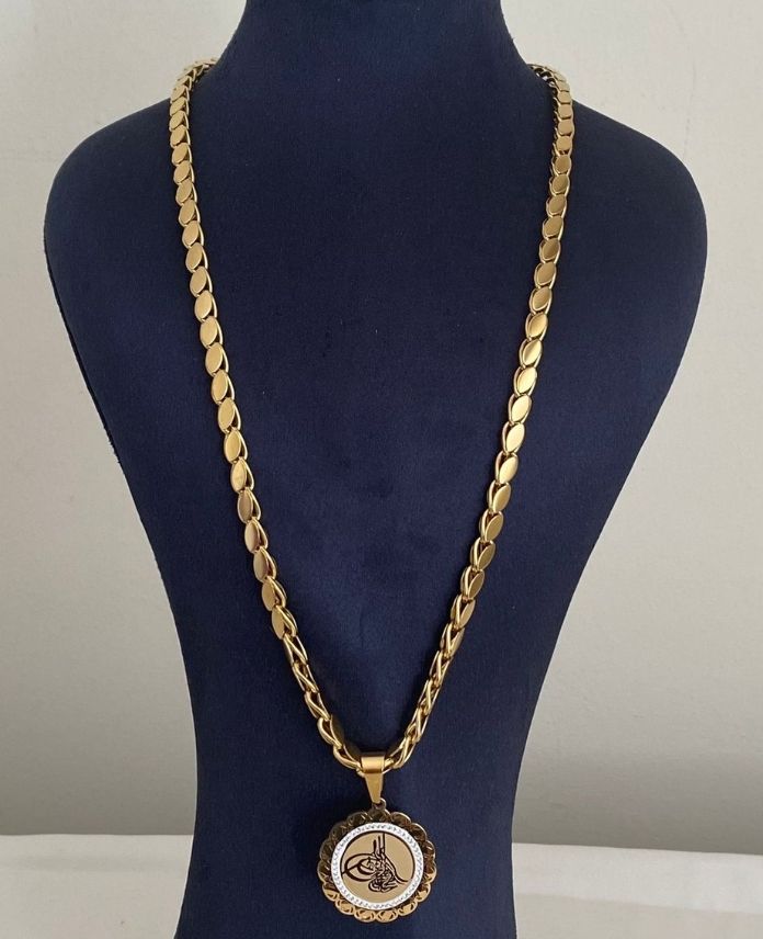 Çelik Arpa Tuğra Taşlı 53Cm Kolye