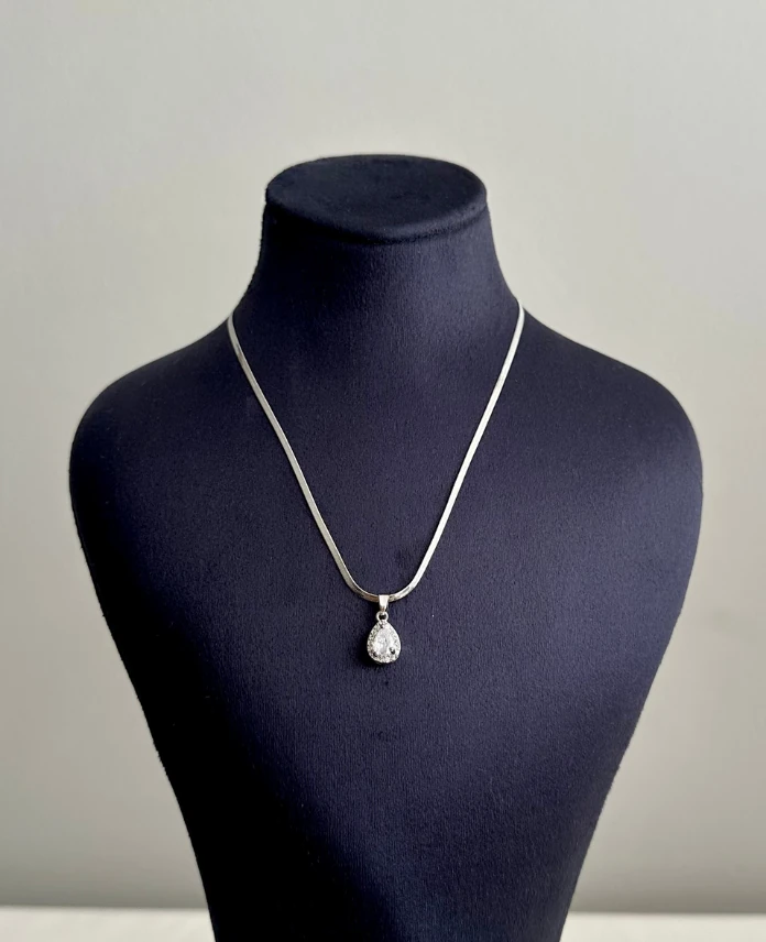 çelik silver italyan damla taşlı 45cm kolye