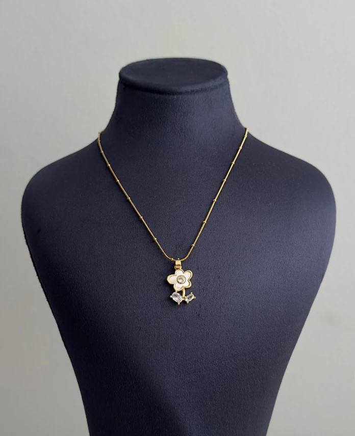 çelik gold çiçek sedef 45cm kolye