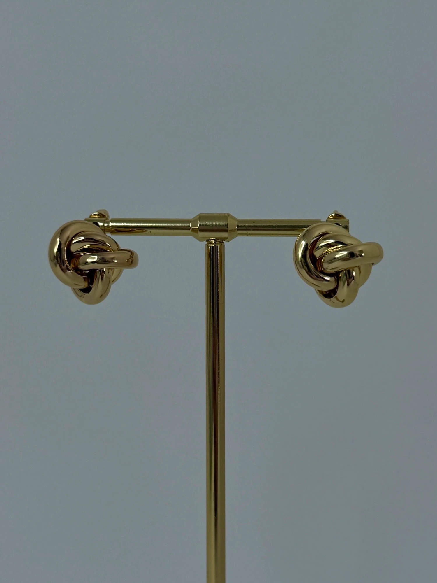 çelik gold düğüm küpe