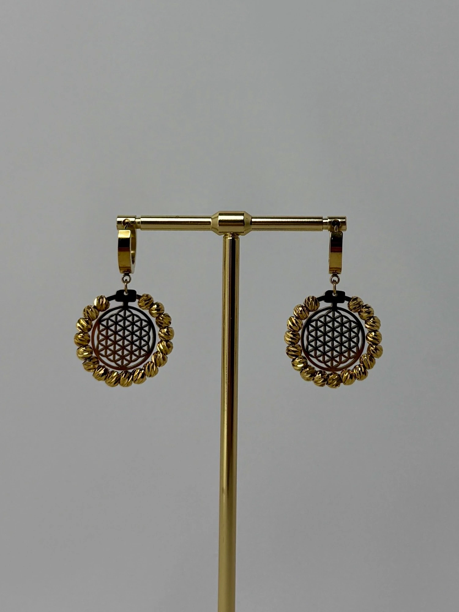 çelik gold küpe