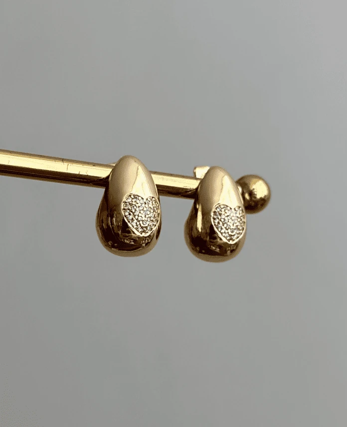 Çelik gold damla kalp taşlı küpe
