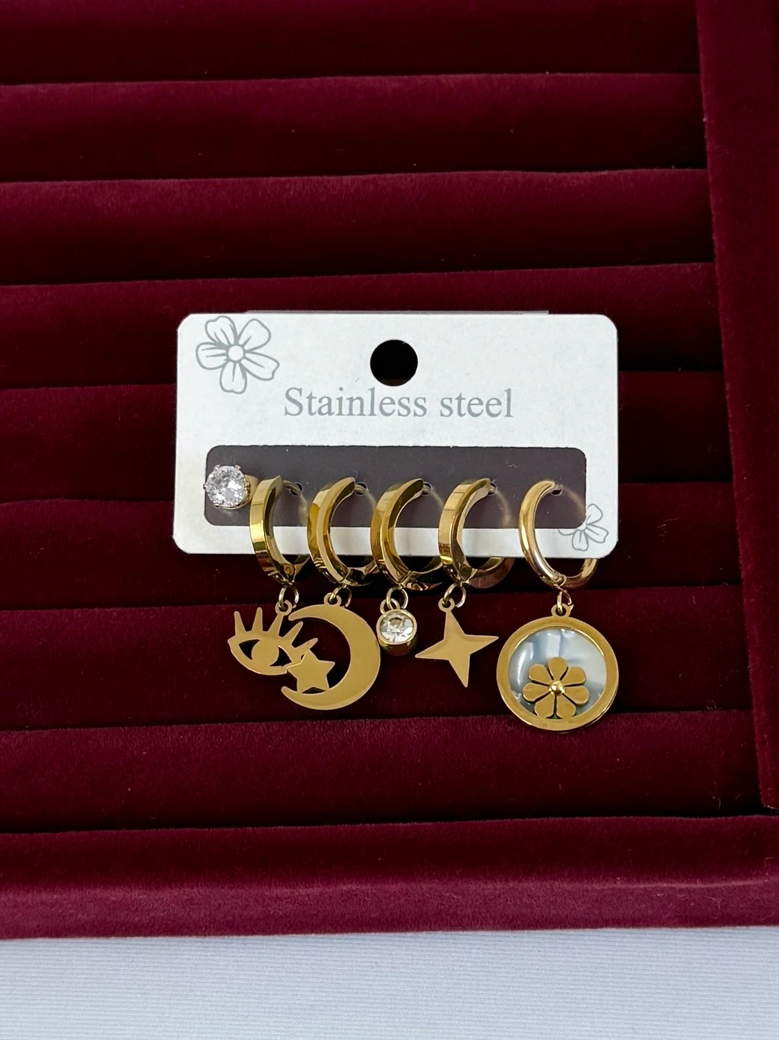 çelik gold 6 lı sedef çiçek küpe