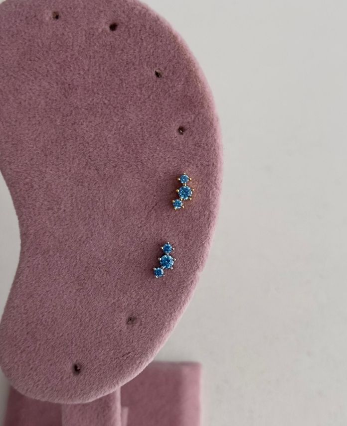 Çelik Üç Top Mavi Tragus Piercing (Arkası Düz)