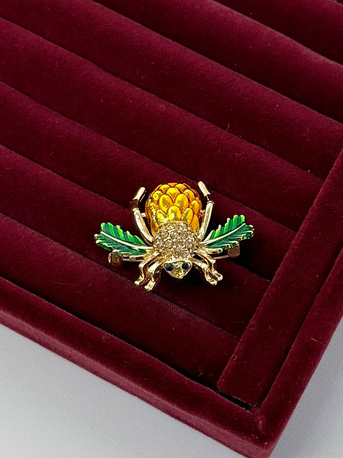 pirinç gold arı broş