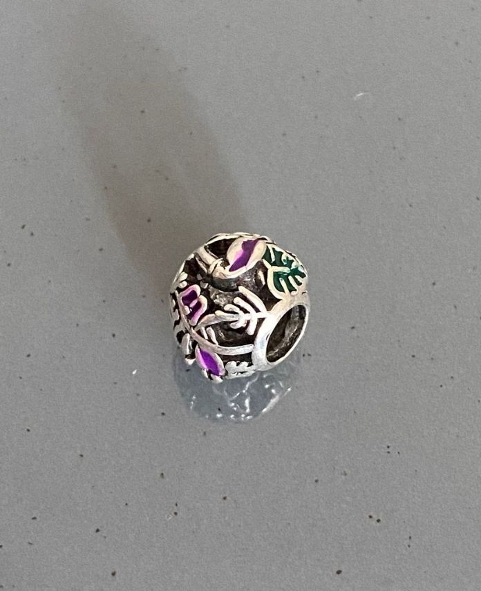 Pirinç Charm
