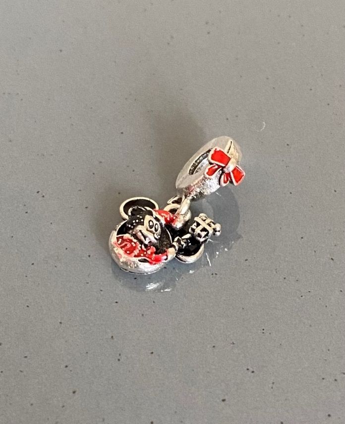 Pirinç Charm