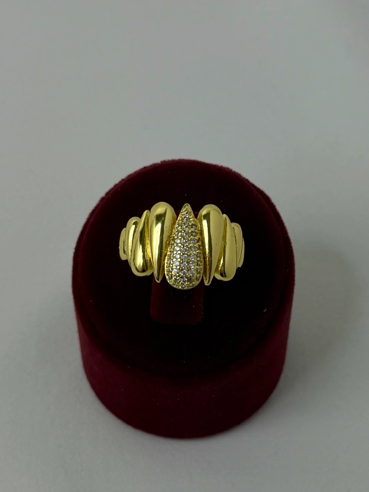 pirinç gold ayarlanabilir damla taşlı yüzük