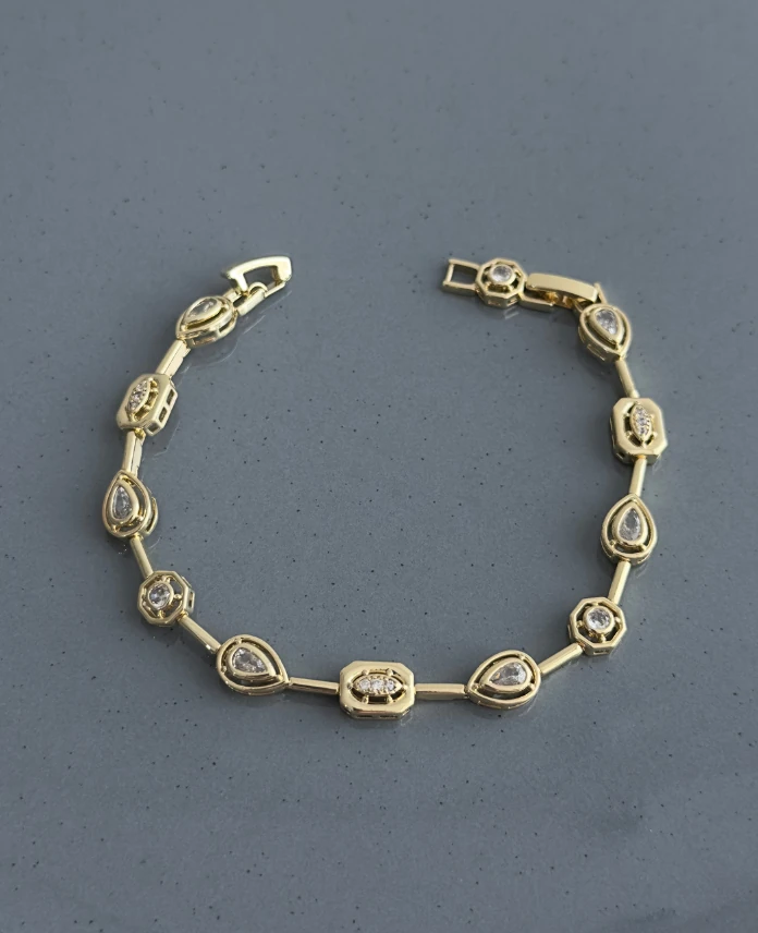 pirinç vip gold y beyaz damla taşlı bileklik