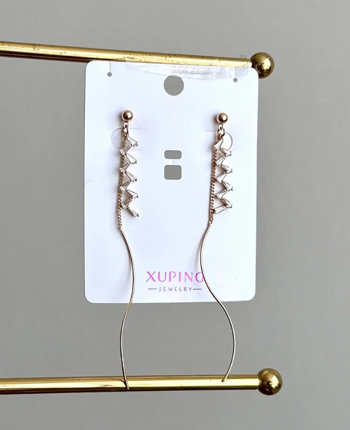 xuping rose zikzak uzun küpe