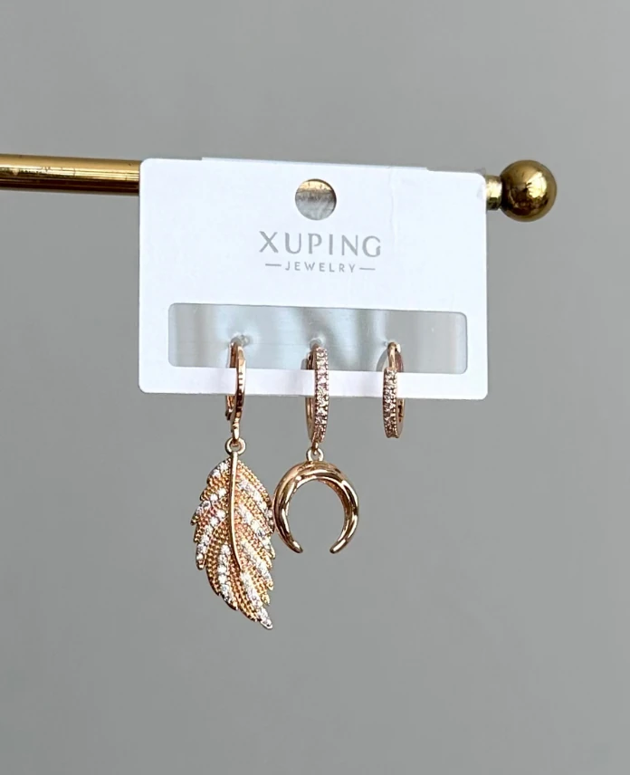 xuping rose üçlü yaprak küpe