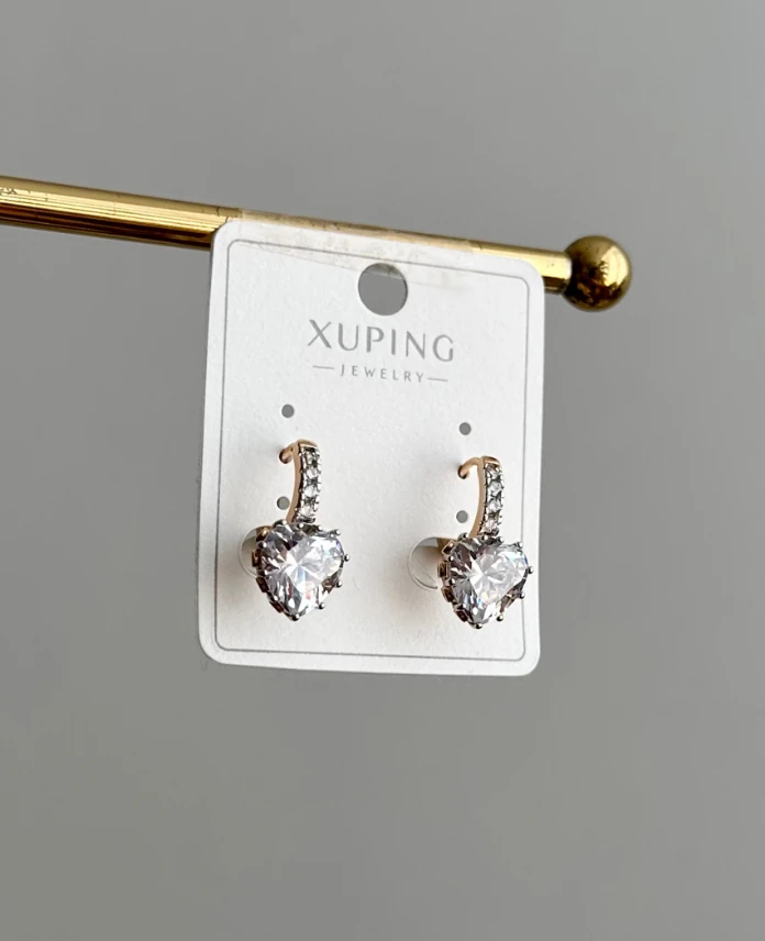 xuping rose kalp taşlı küpe