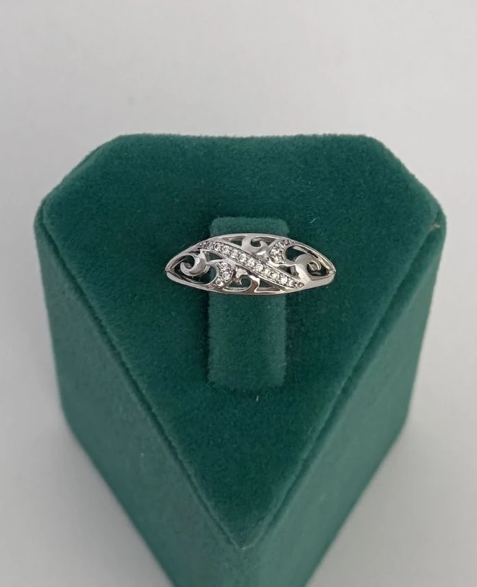 Xuping Numaralı Silver Bombe Farklı Desen Yüzük